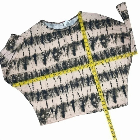 Andrèe by Unit pink and gray tie dye dolman sleeve top size S - Picture 7 of 9